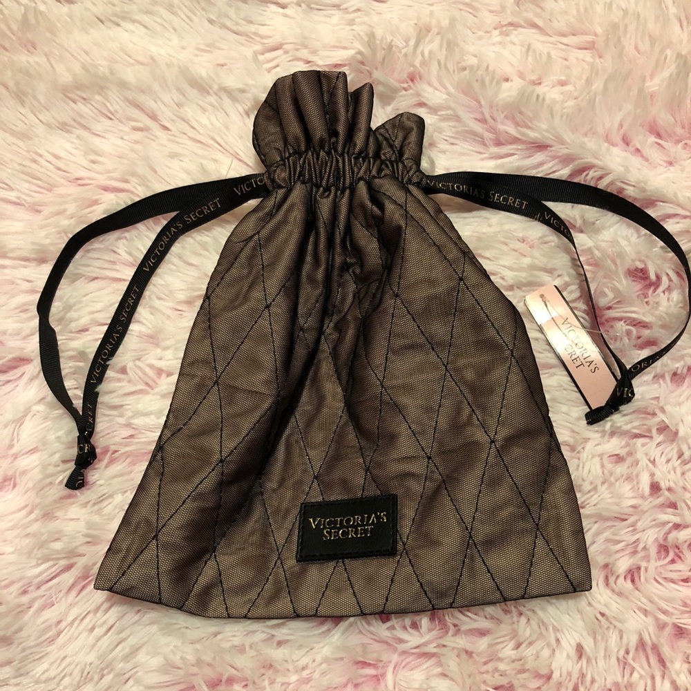 NWT Victoria’s Secret VS Bag